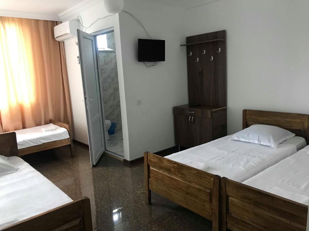 Twins Guest House By Black Sea Кобулеті Екстер'єр фото