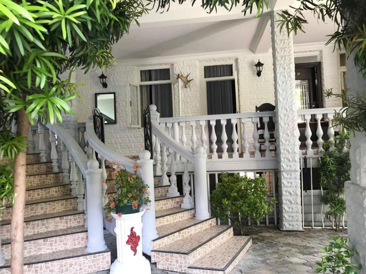 Twins Guest House By Black Sea Кобулеті Екстер'єр фото