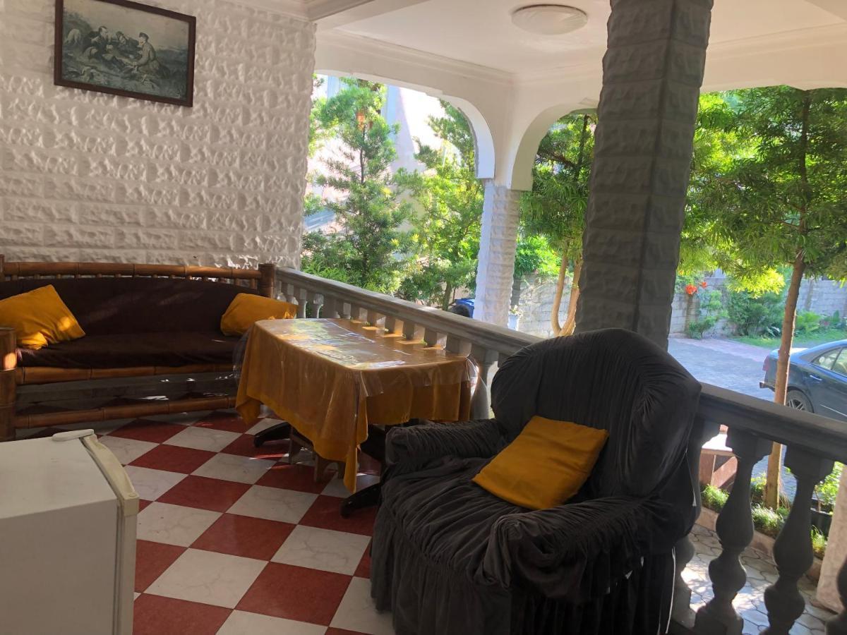 Twins Guest House By Black Sea Кобулеті Екстер'єр фото