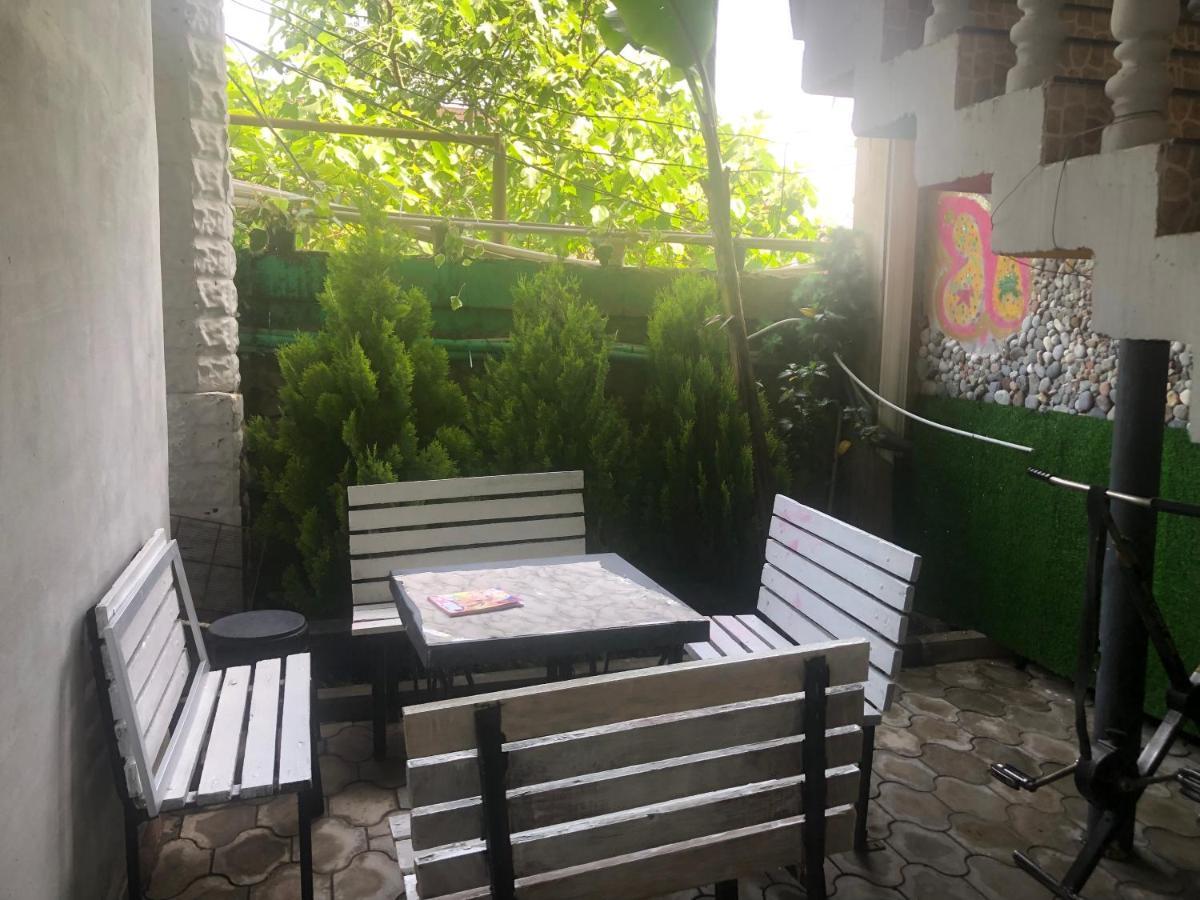 Twins Guest House By Black Sea Кобулеті Екстер'єр фото