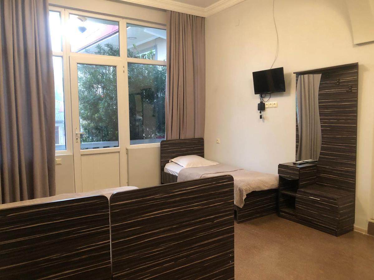 Twins Guest House By Black Sea Кобулеті Екстер'єр фото