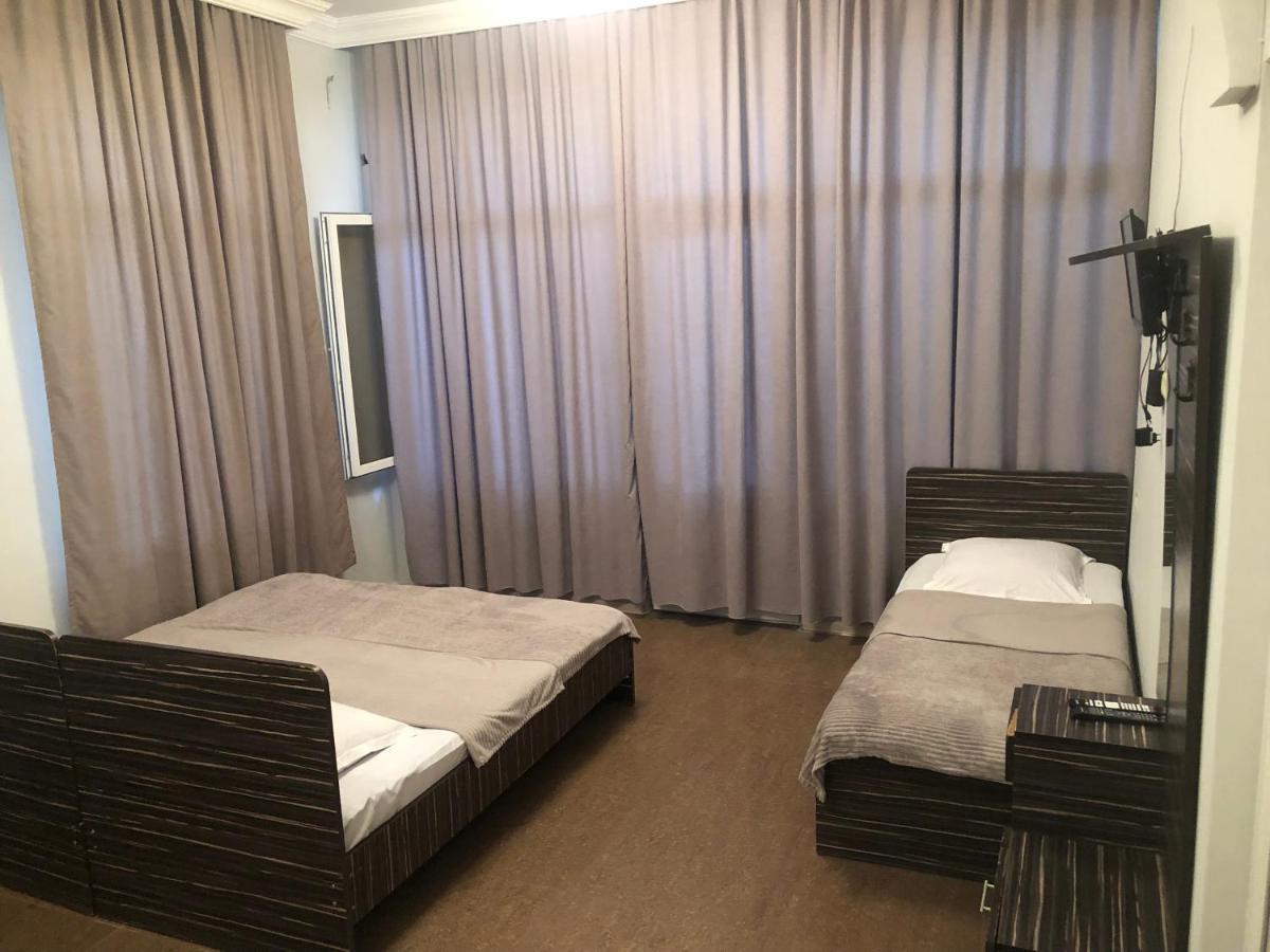 Twins Guest House By Black Sea Кобулеті Екстер'єр фото